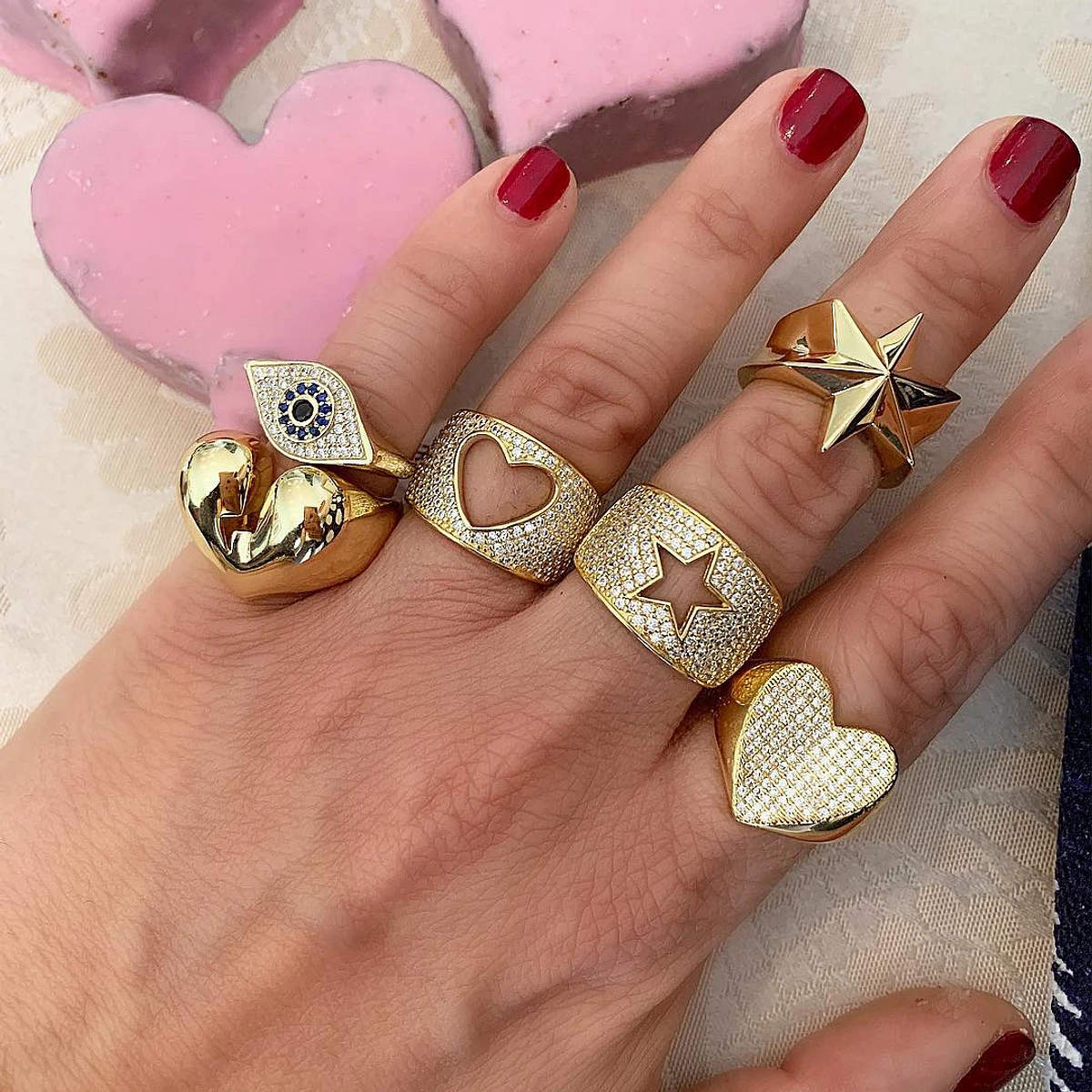 Heart Silhouette Ring in Crystal Clear